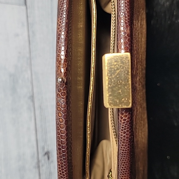 FLAWED! Vintage Palizzio 1950s-1960s Lizard Brown Gold Hardware Clutch Bag - Picture 6 of 12